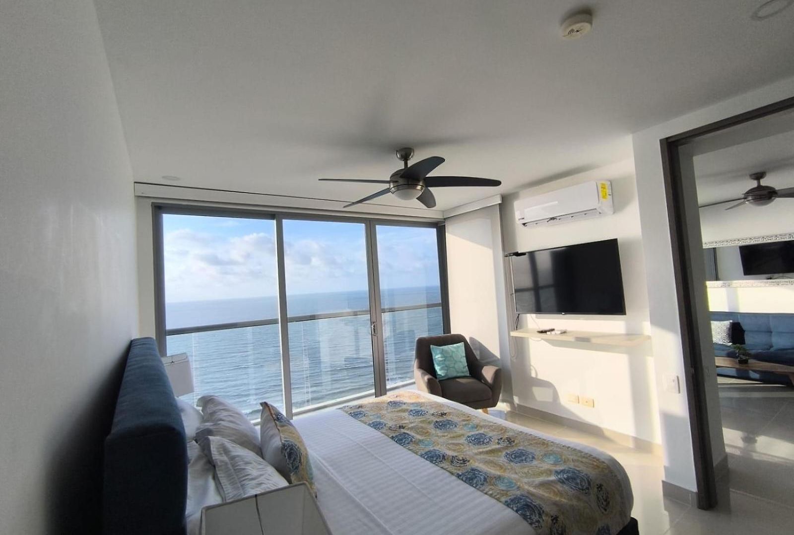 Ocean Front - 5 Stars View *