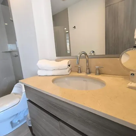 Ocean Front - 5 Stars View Apartamento Cartagena