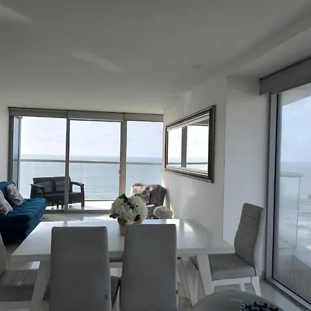 Ocean Front - 5 Stars View Apartamento