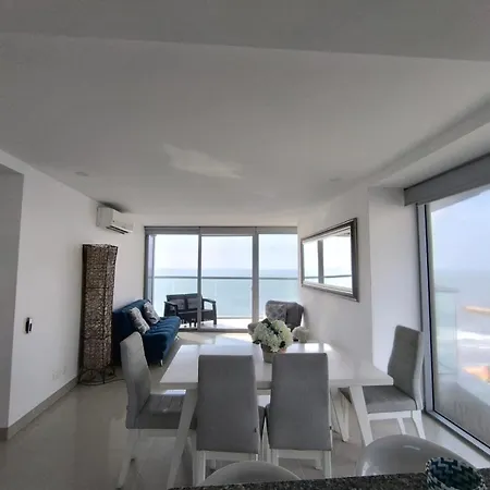 Ocean Front - 5 Stars View * Cartagena